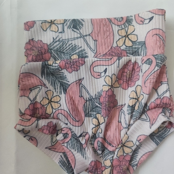 Bummies - Picture 2 of 5